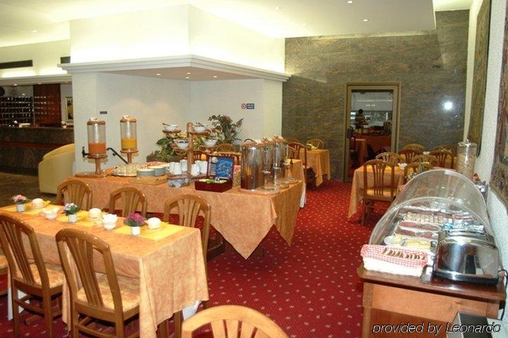 Hotel D'Angleterre Grenoble Hyper-Centre Restoran fotoğraf